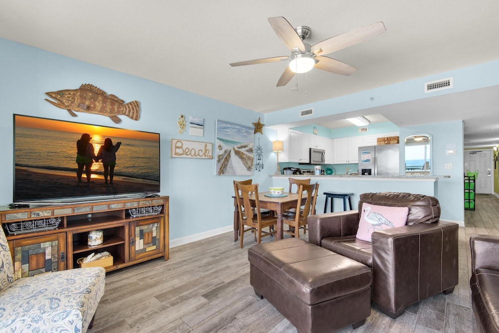 Pelican Isle 411