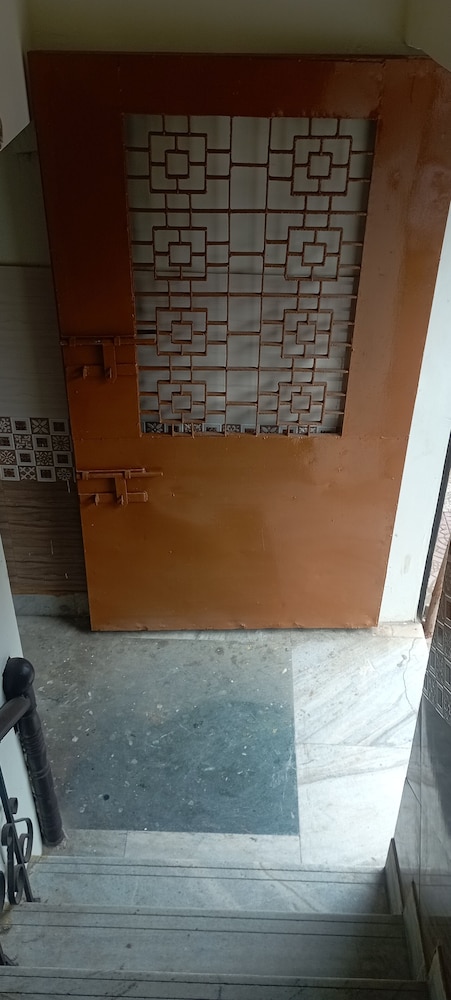 ASHOK NANDINI GUEST HOUSE