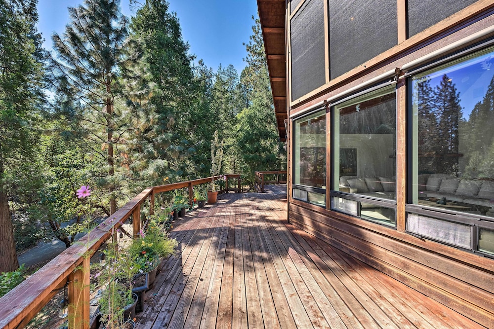 Lush A-frame Cabin in Pioneer w/ Deck & Views! view 4