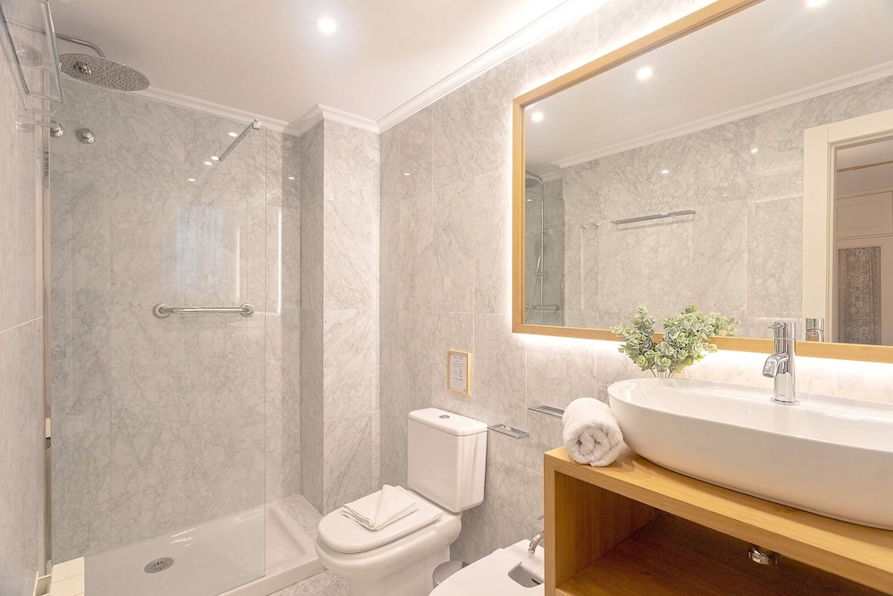 Bright 3bdroom Apartment in Granada. Recogidas III