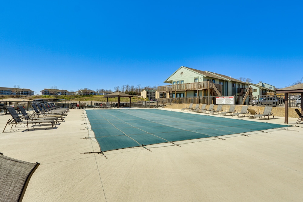 Village of Four Seasons Condo w/ Lake Access view 4