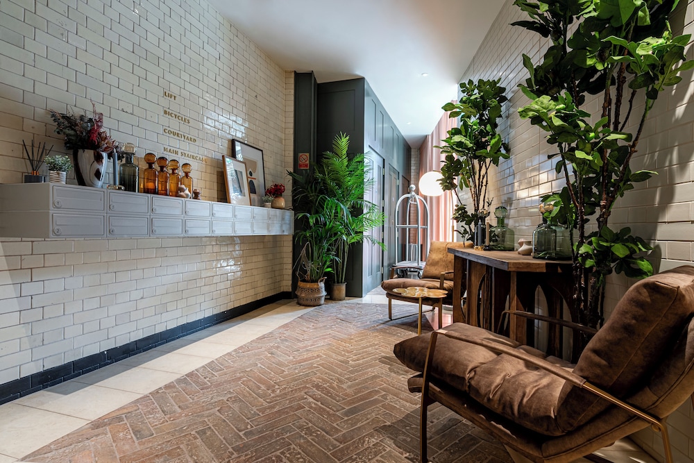 Luxury flats near Big Ben and London Eye