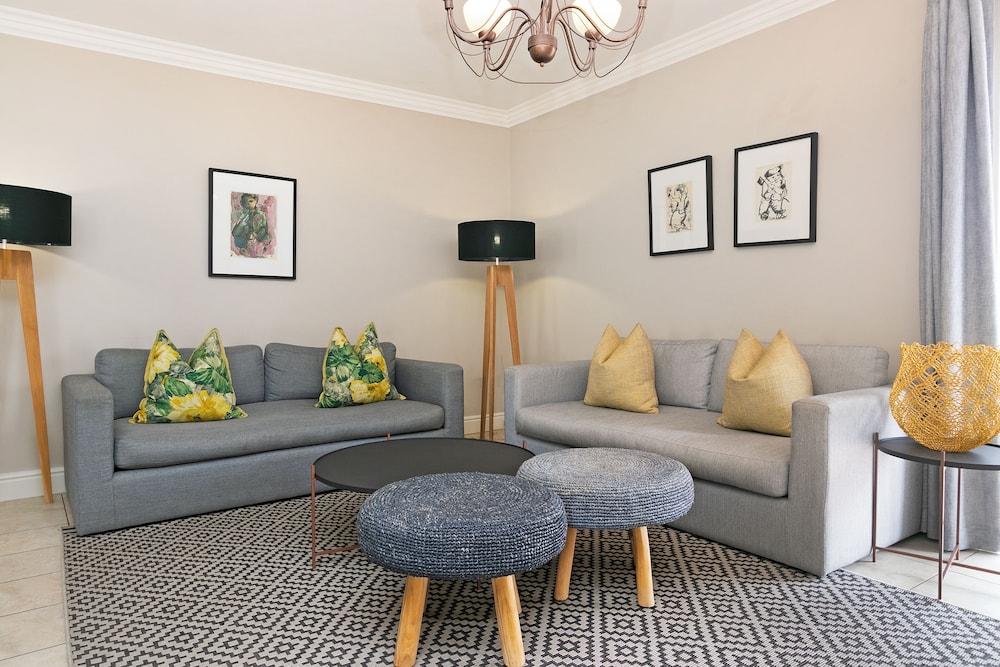 Winelands Golf Lodges at De Zalze