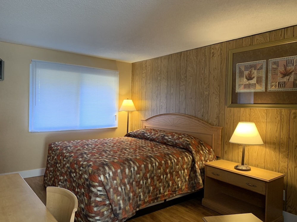 Greenview Motel and RV Park