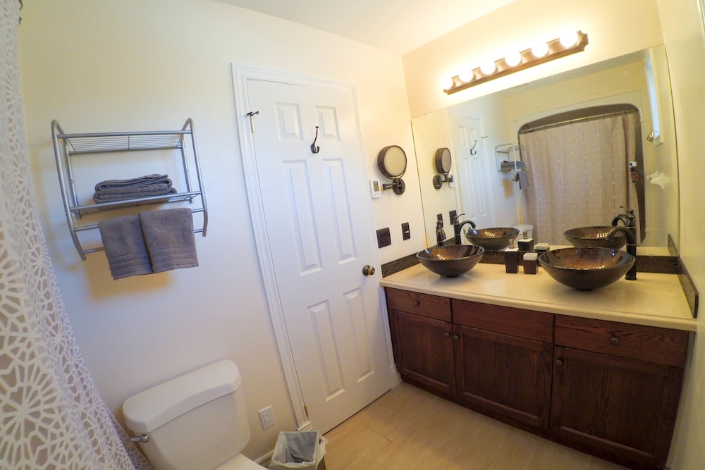 Niagara-on-the-Lake Vacations - Blue Skies Bed and Breakfast - Property Image 40