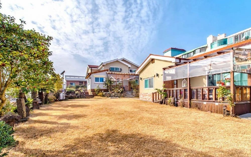 Seogwipo Seongsan Hill Pension
