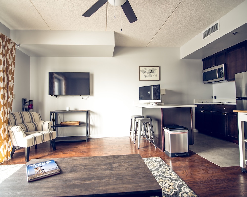 Water Street Retreats