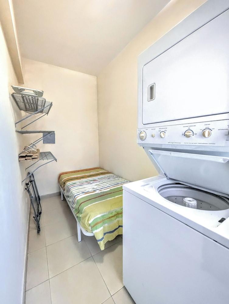YC 701-A l Apartamento 1BR en av balboa