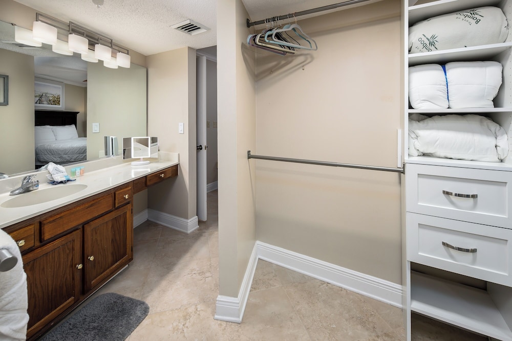 Gulfside 302 by Brooks and Shorey Resorts