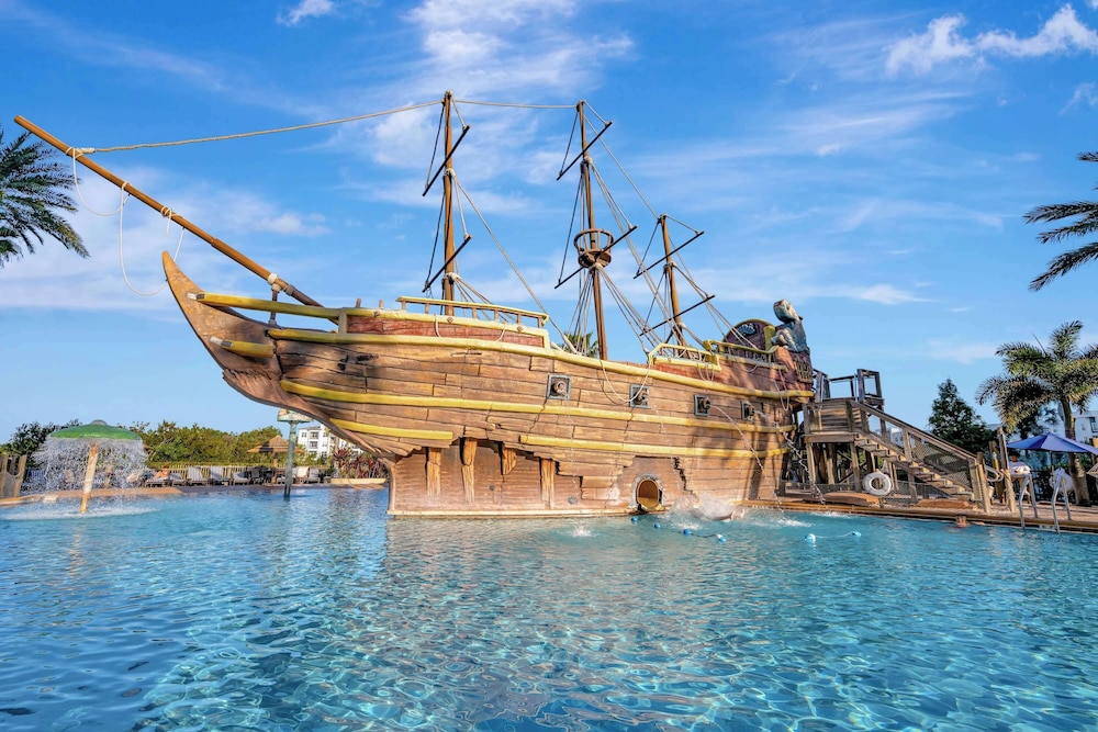 2BR Fireworks View With Pool Spa 5 Minutes to Disney