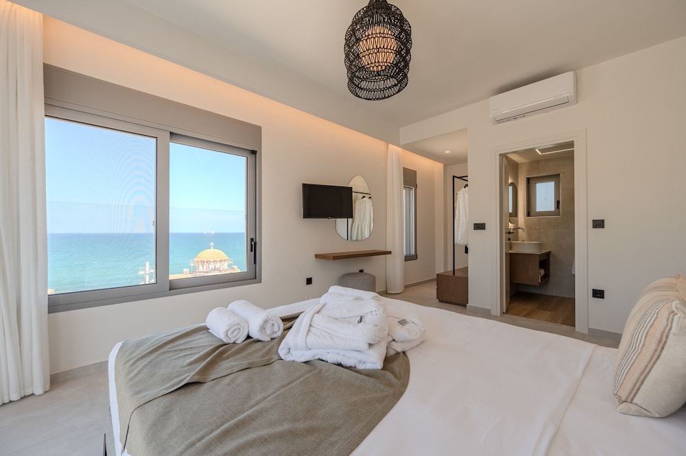 ArtCotel Luxury Villa