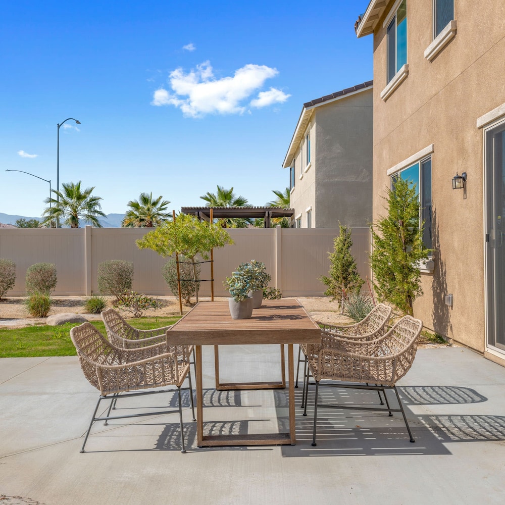 5br Family Home in Coachella Valley