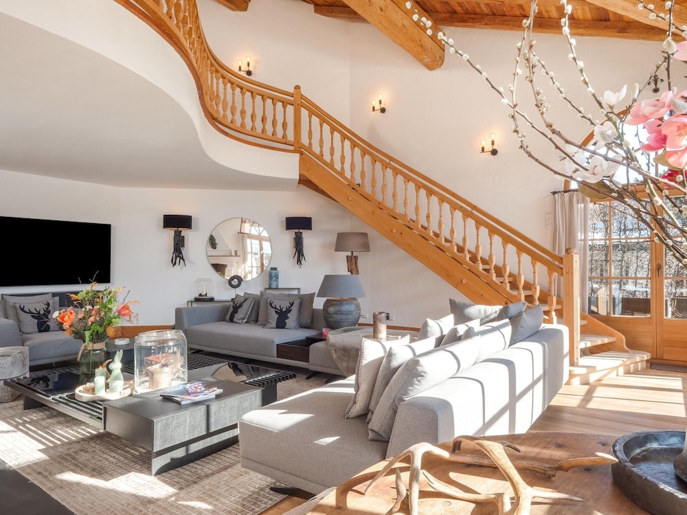 Exclusive Tyrolean Chalet Near Ski Lifts