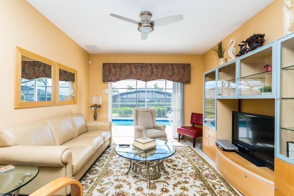 7BR Pool Home Emerald Island by SHV-8409