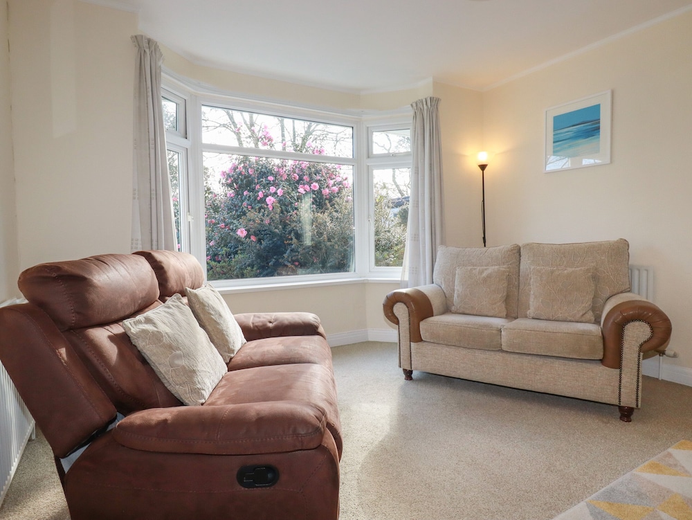 Truro Vacations - 5 Carlyon Road - Property Image 3