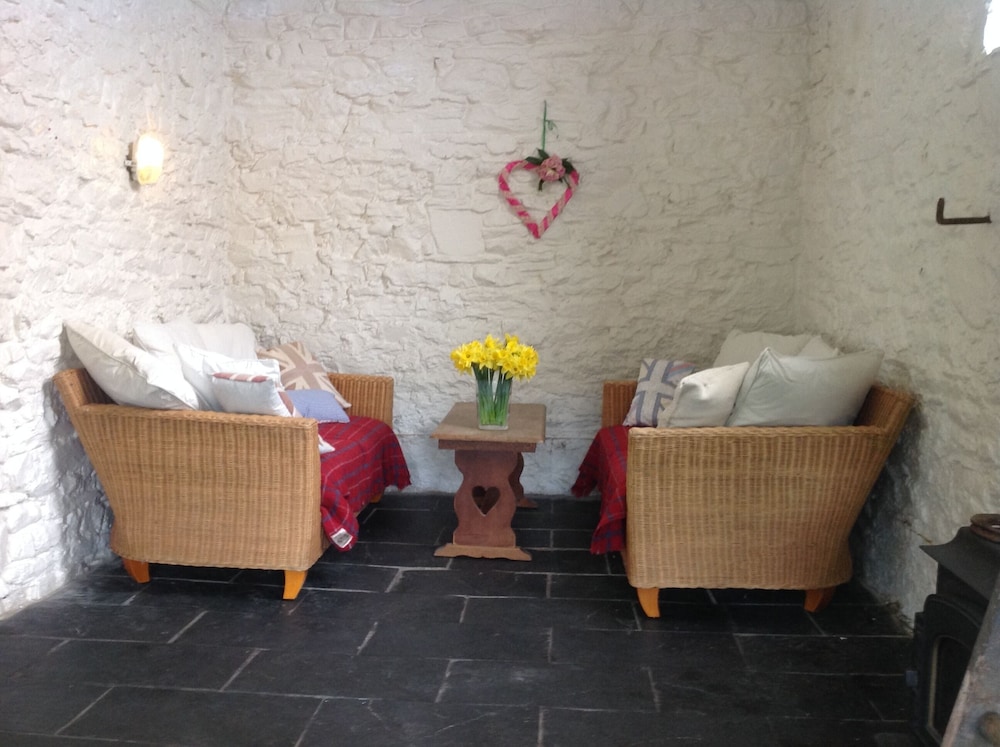 Four Seasons Bed and Breakfast