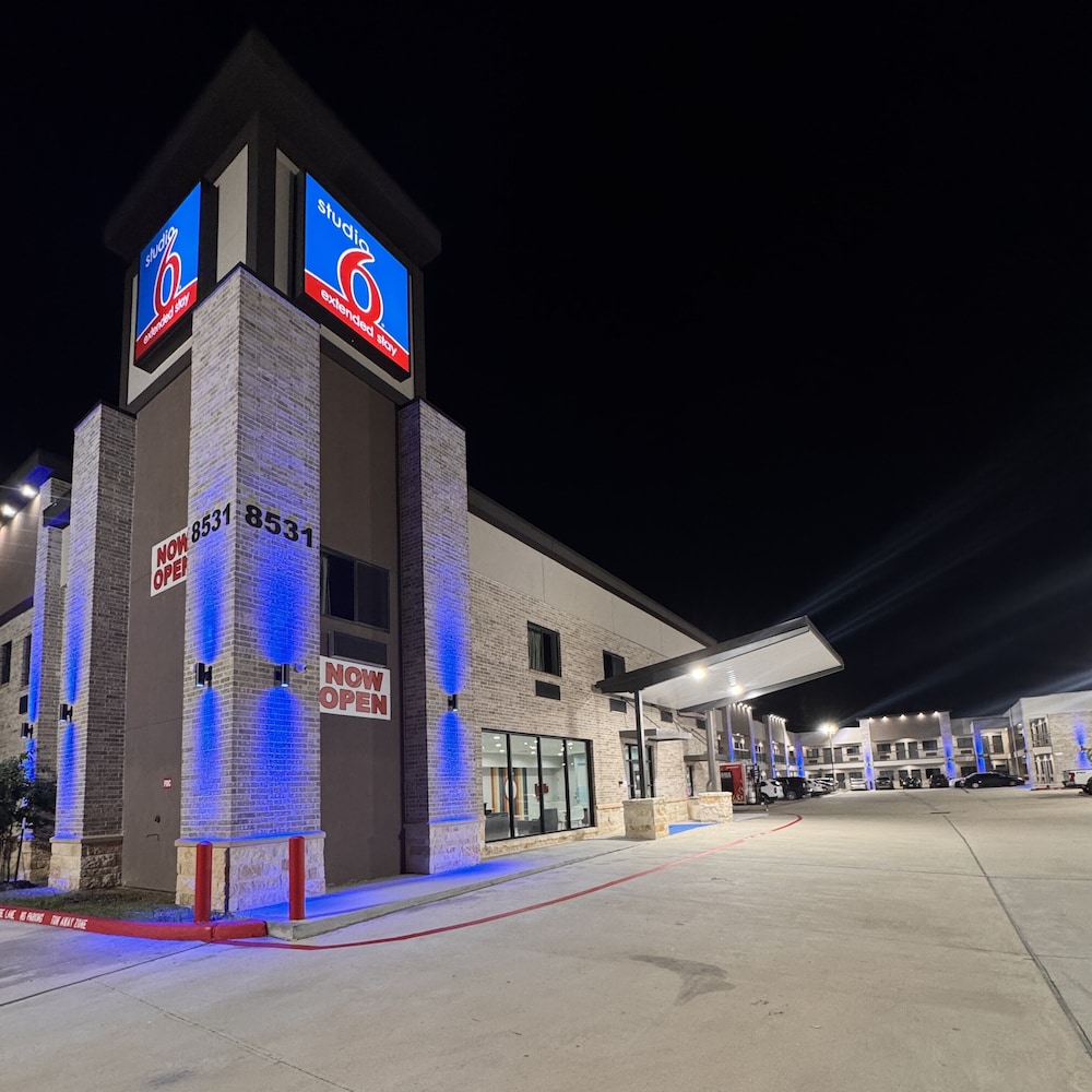 Studio 6 – Humble, Tx