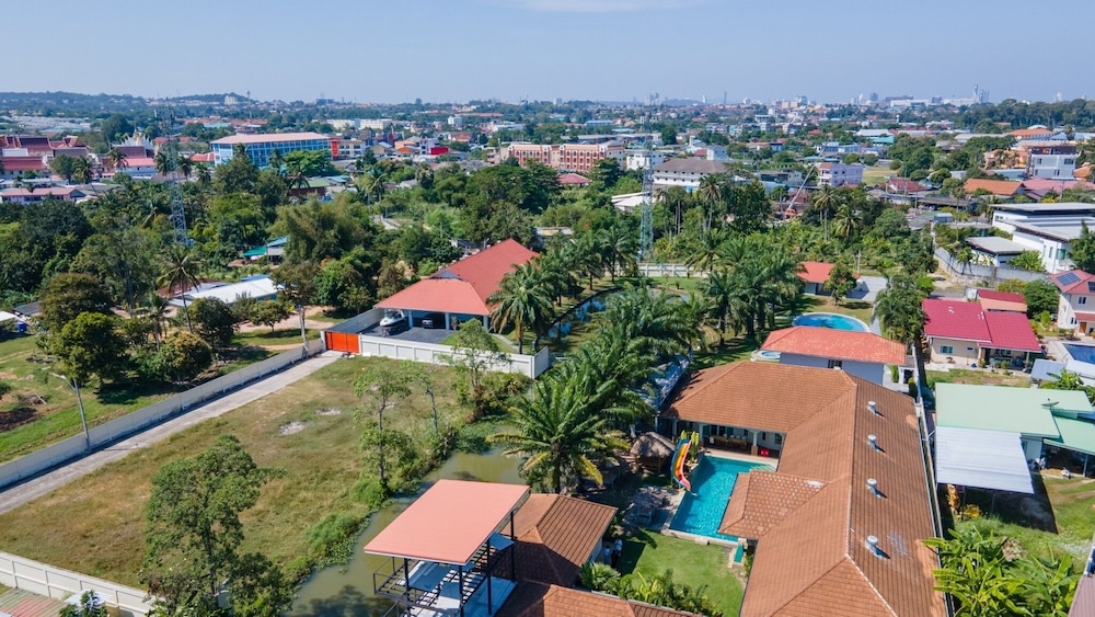 Pool Villa for Families and Party