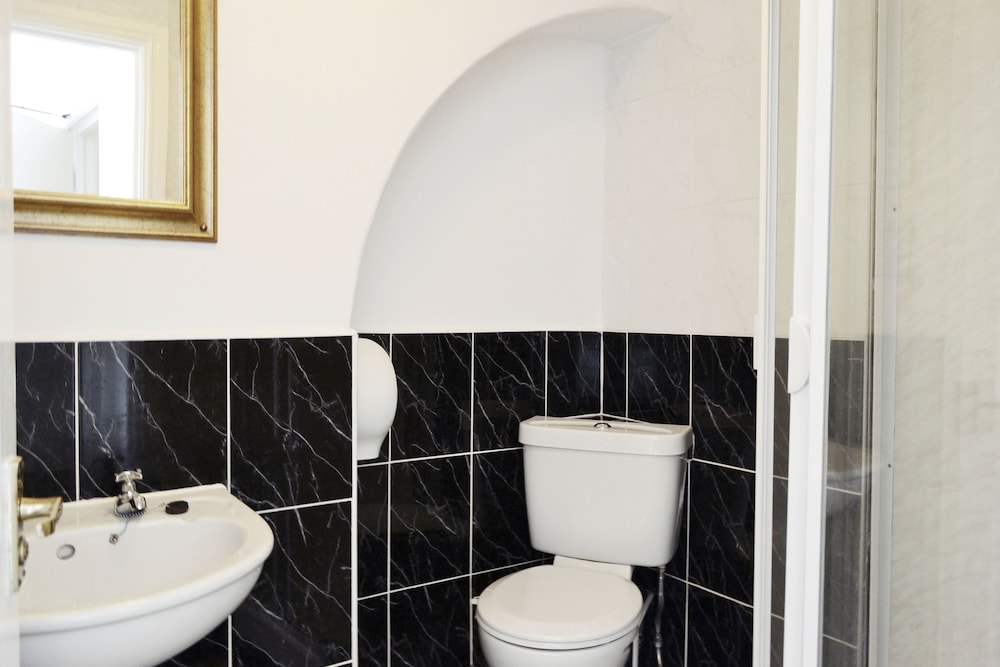 The Cardigan Bay Guest House