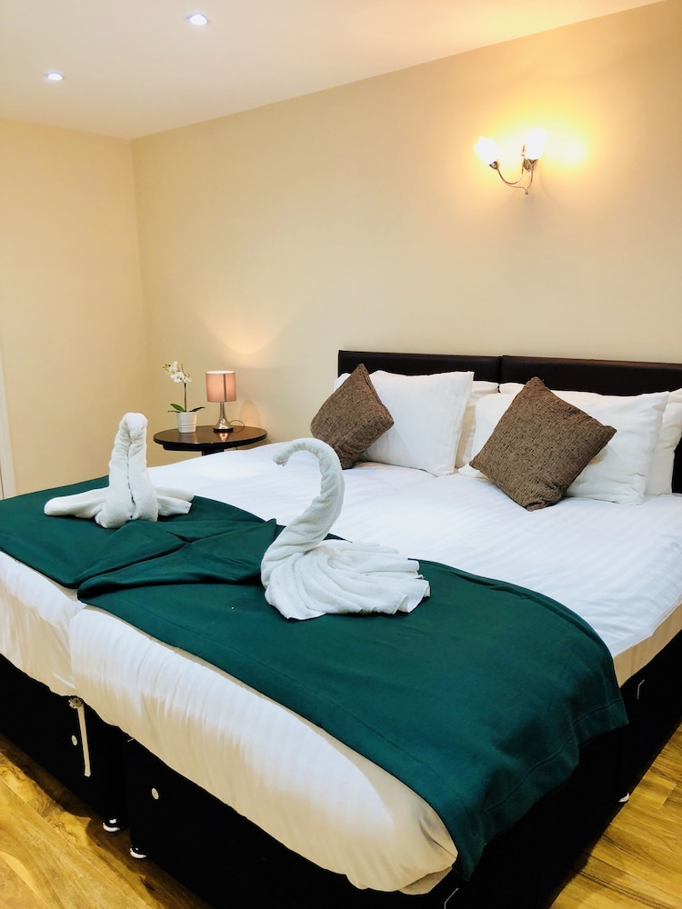 Hill Lodge Hotel