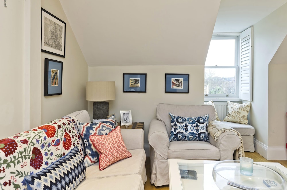 Long Stay Discounts - 2 Bed Earl s Court Apartment