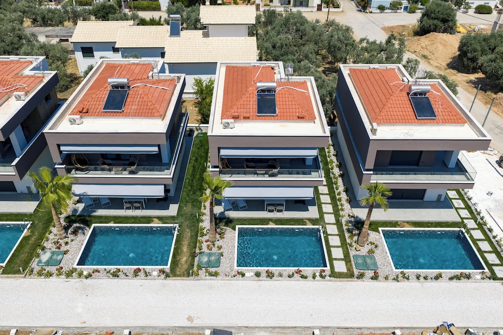Emerald Island Residential Complex