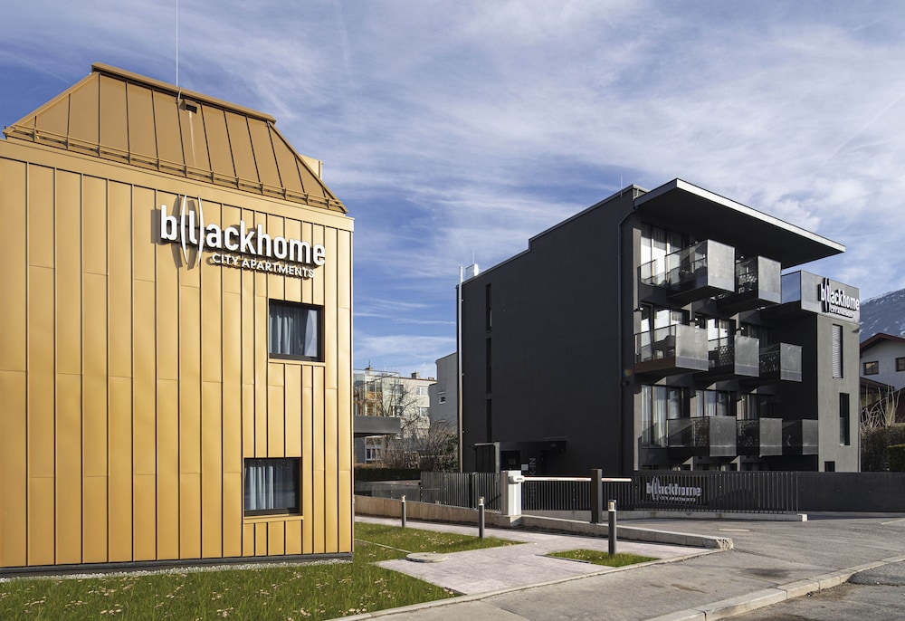 Blackhome Innsbruck City East