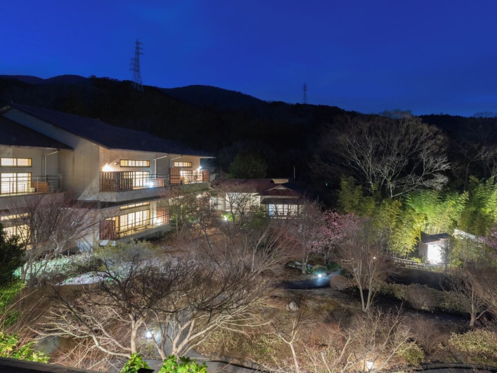 Narashino no sato Gyokusui -6 years or older-