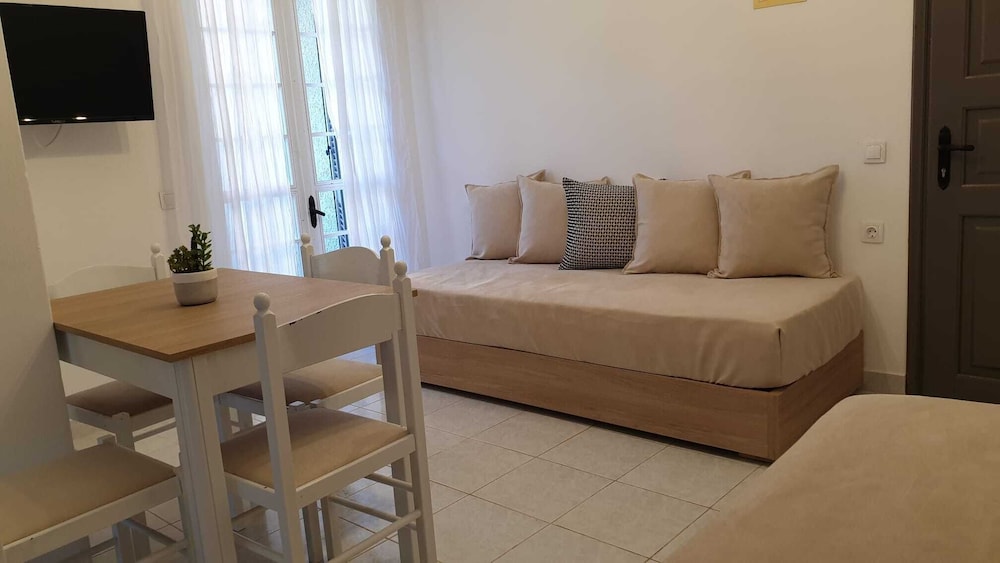 Sivotahomes-family view 5
