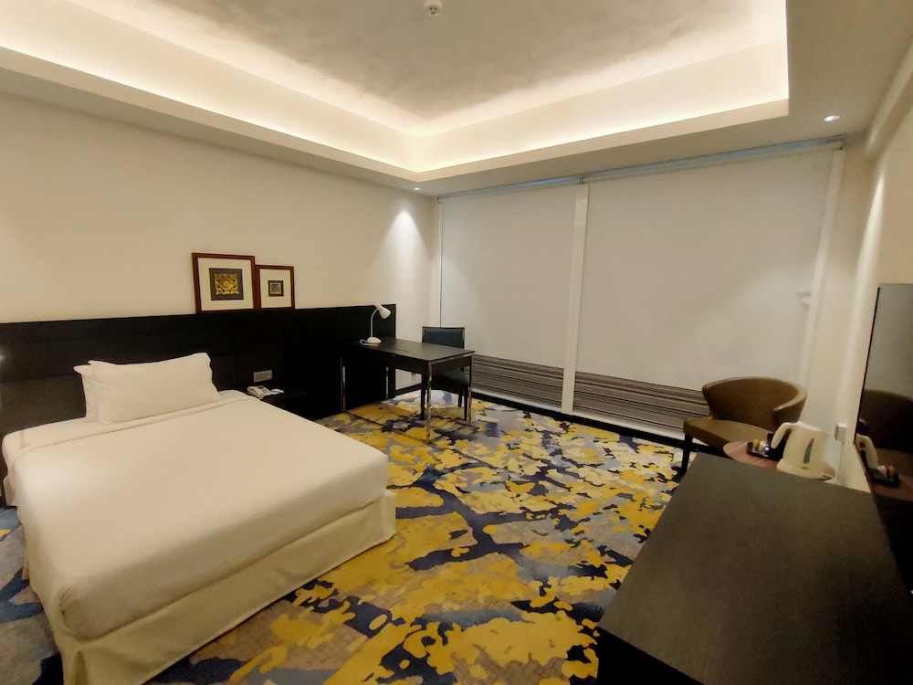 Bespoke Hotel Puchong 19