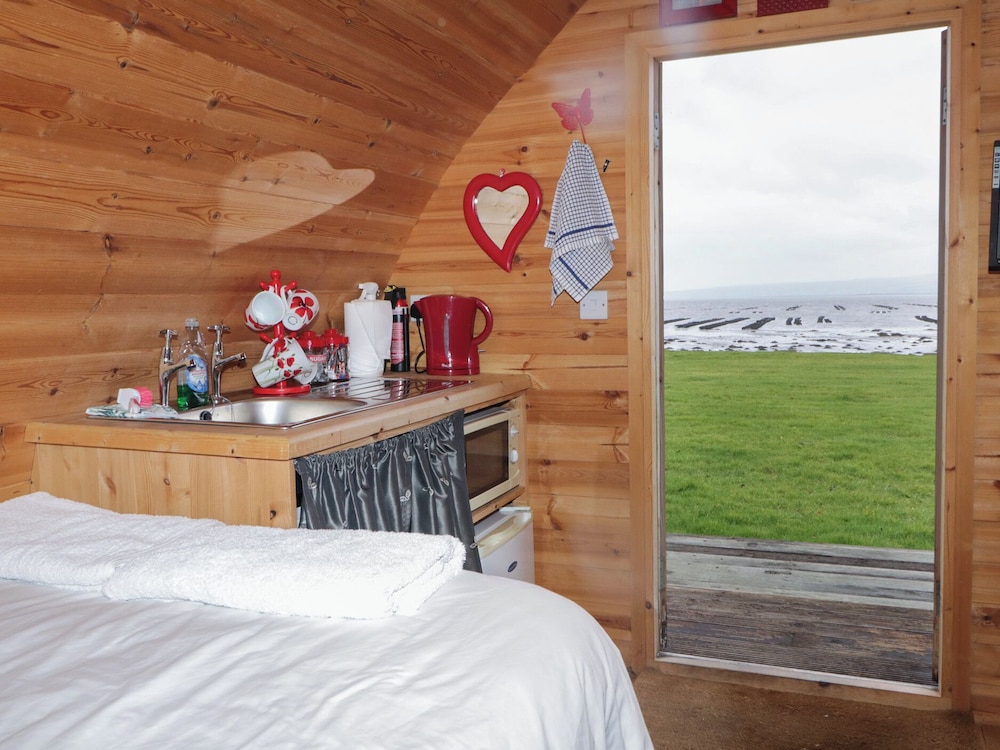 River View Pod