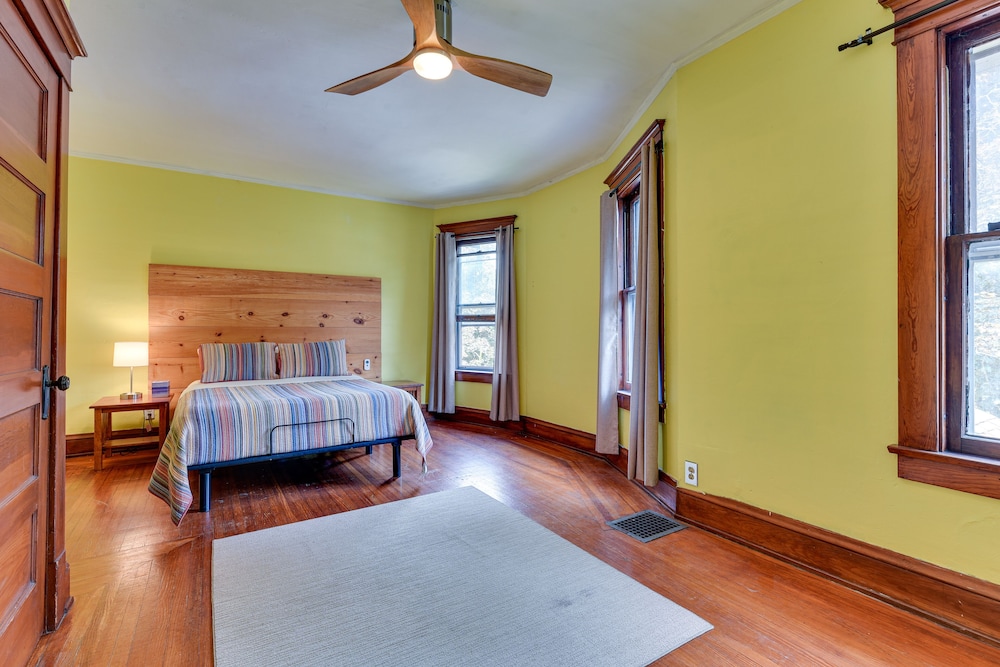 Buffalo Vacations - Charming Buffalo Vacation Rental w/ Covered Patio! - Property Image 3