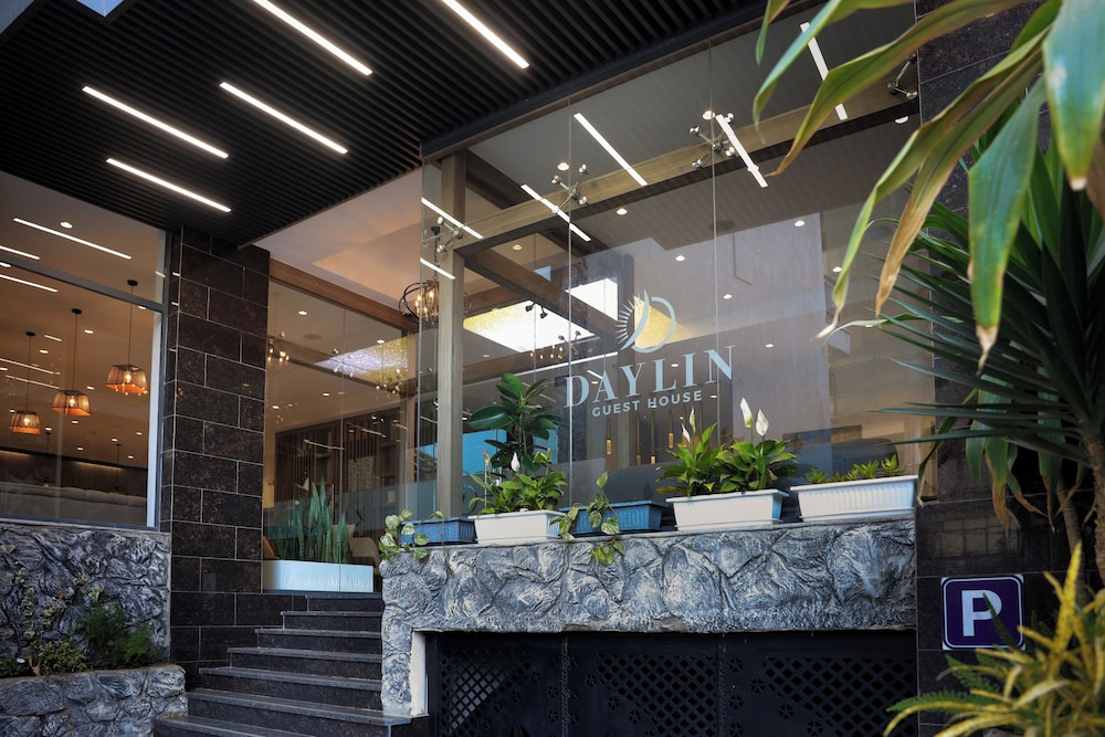 Daylin Guest House