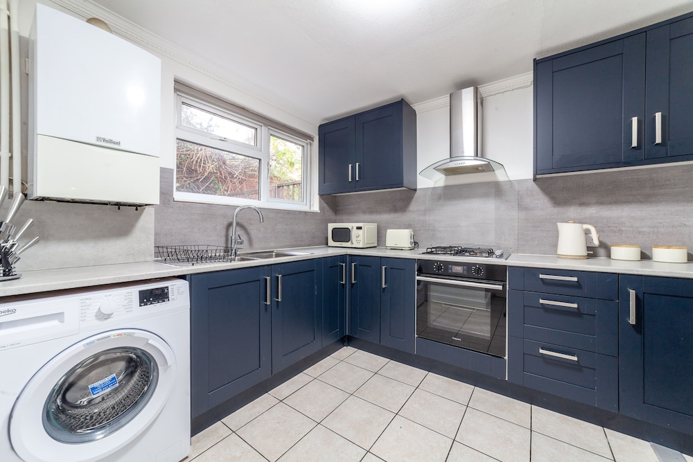 Modern Apartment in Walthamstow