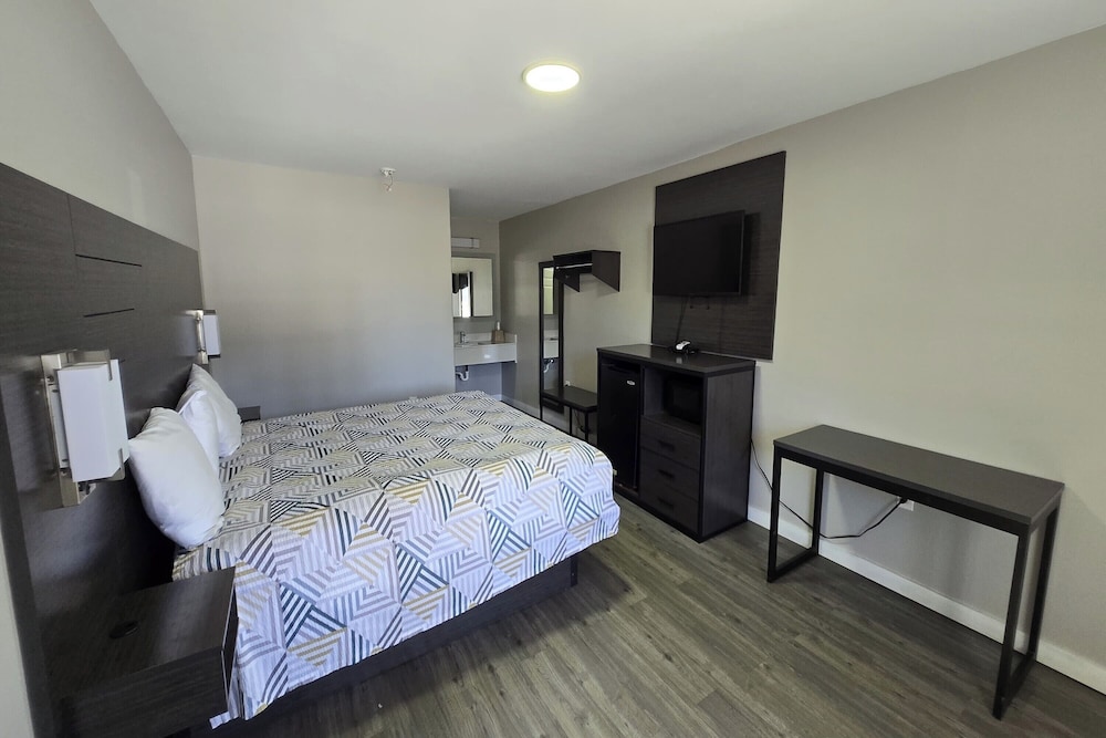 Deerfield Inn McComb I-55