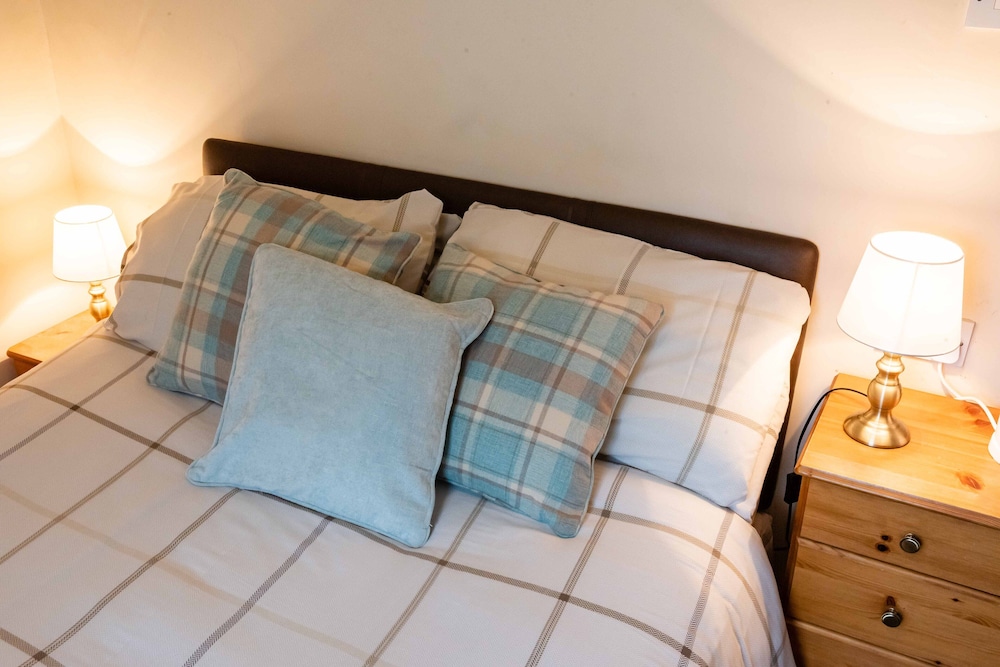 Hartlepool Vacations - Aarondale Guest House - Property Image 45