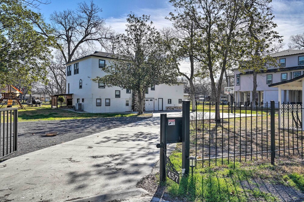 Spacious Lake Placid Retreat w/ Gorgeous Views! view 3