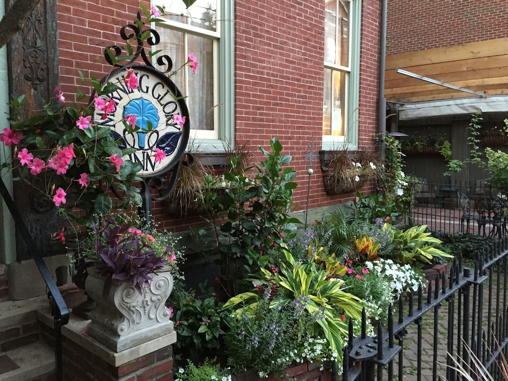 Morning Glory Inn