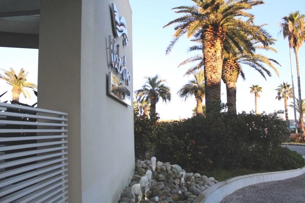 Valentino Resort