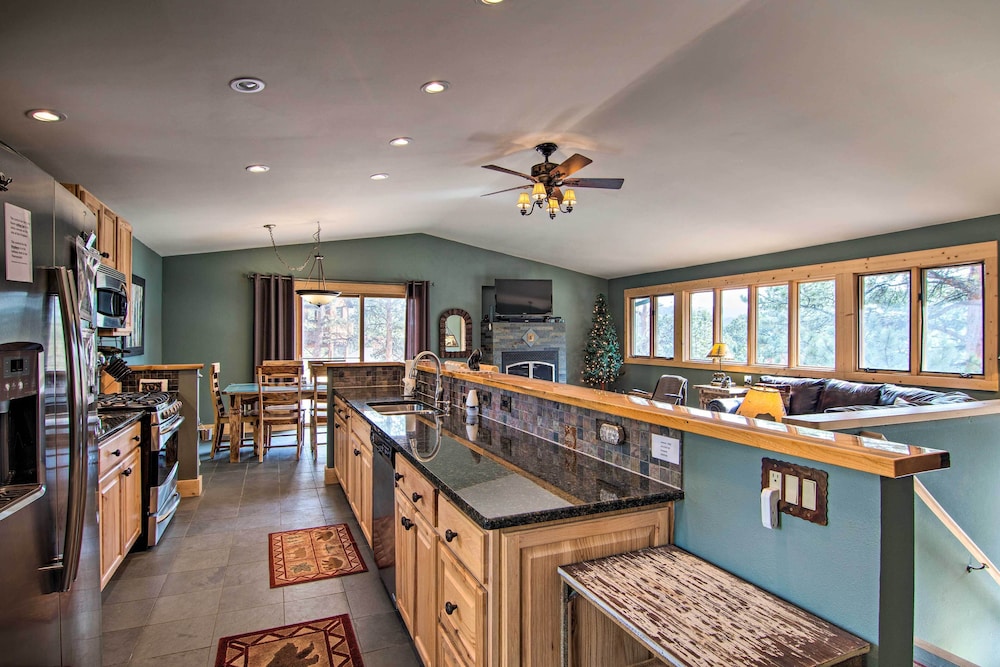 Estes Park Home w/ AC - 1/2 Mi to Lake Downtown! - Property Image 21