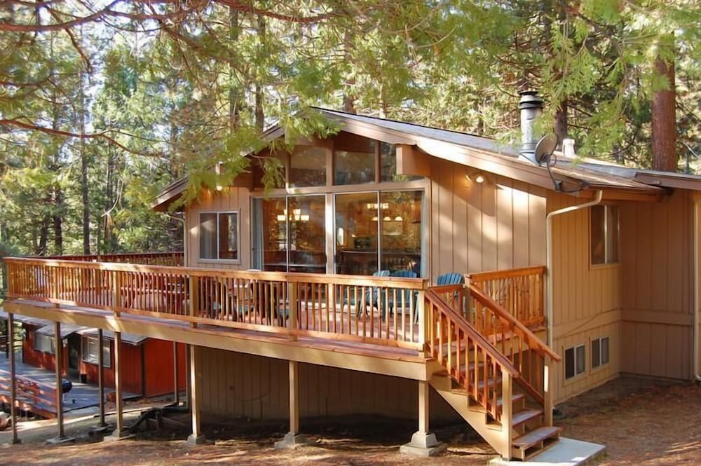 Yosemite Scenic Wonders - Wawona Area