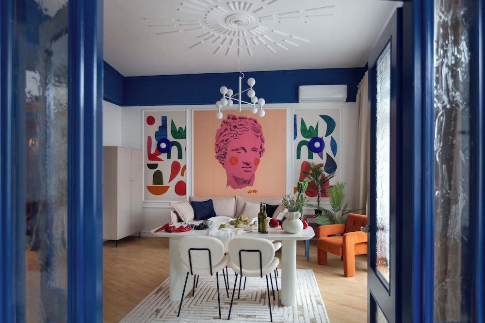 Head in the clouds 2-bed apartment