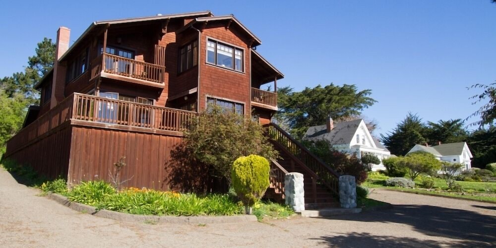 Mendocino View West