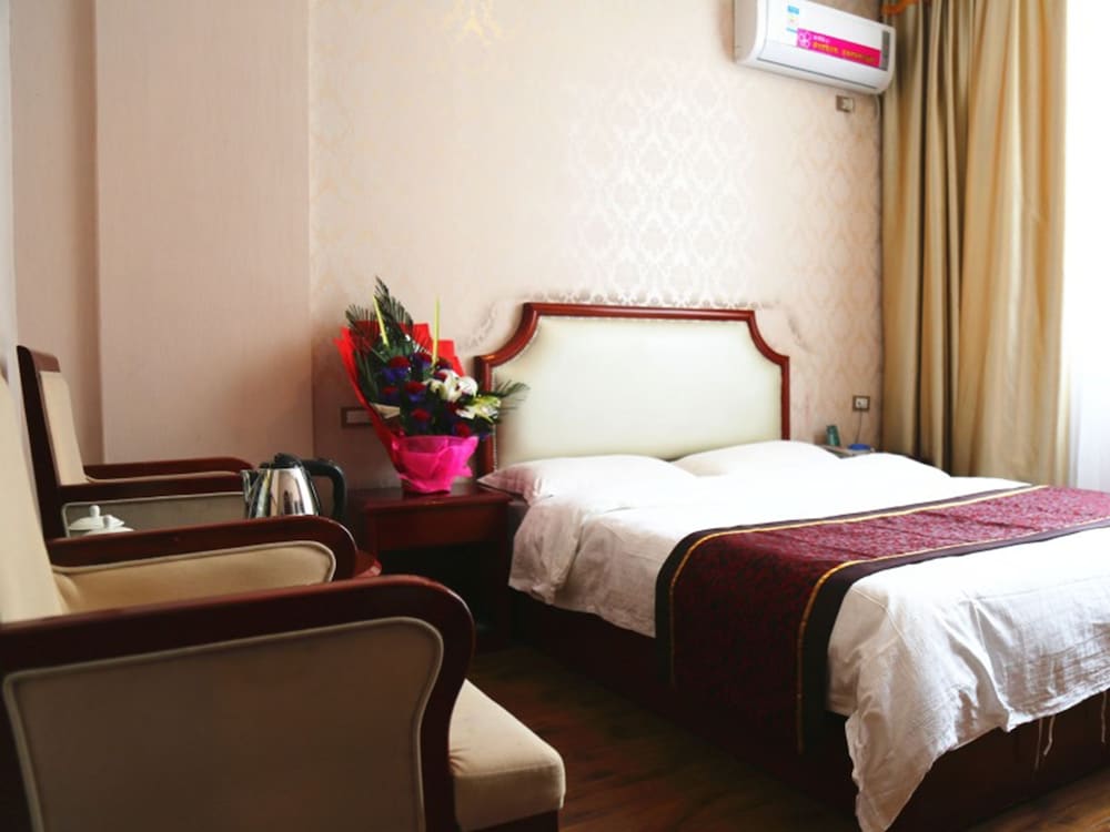 GreenTree Alliance ShiYan Middle BeiJing Road Jinling International Hotel
