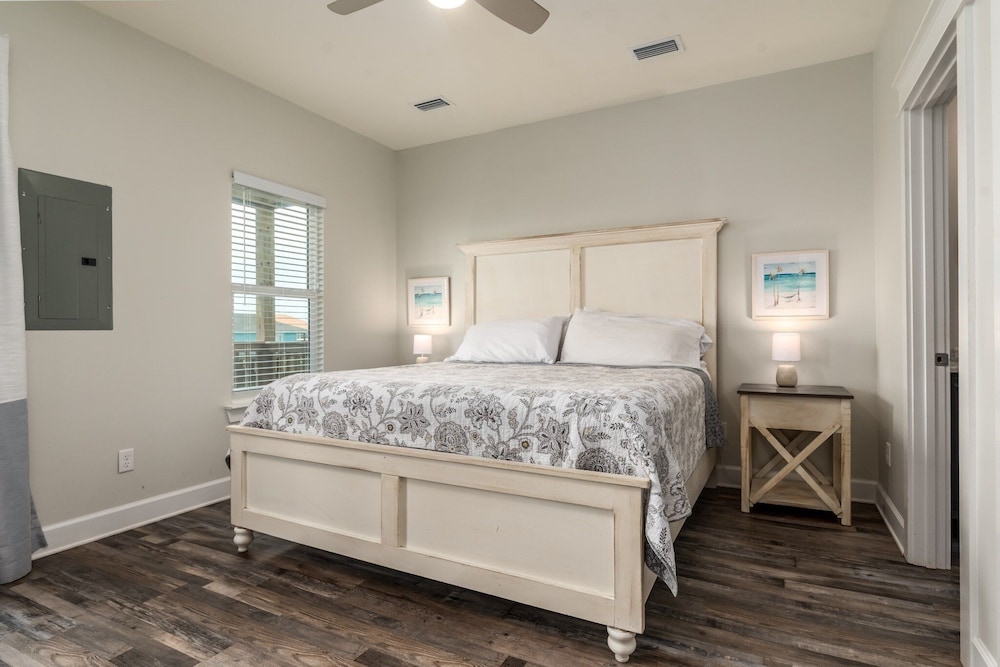 Coastal Château - 2239 Mallard St 6 Bedroom Home