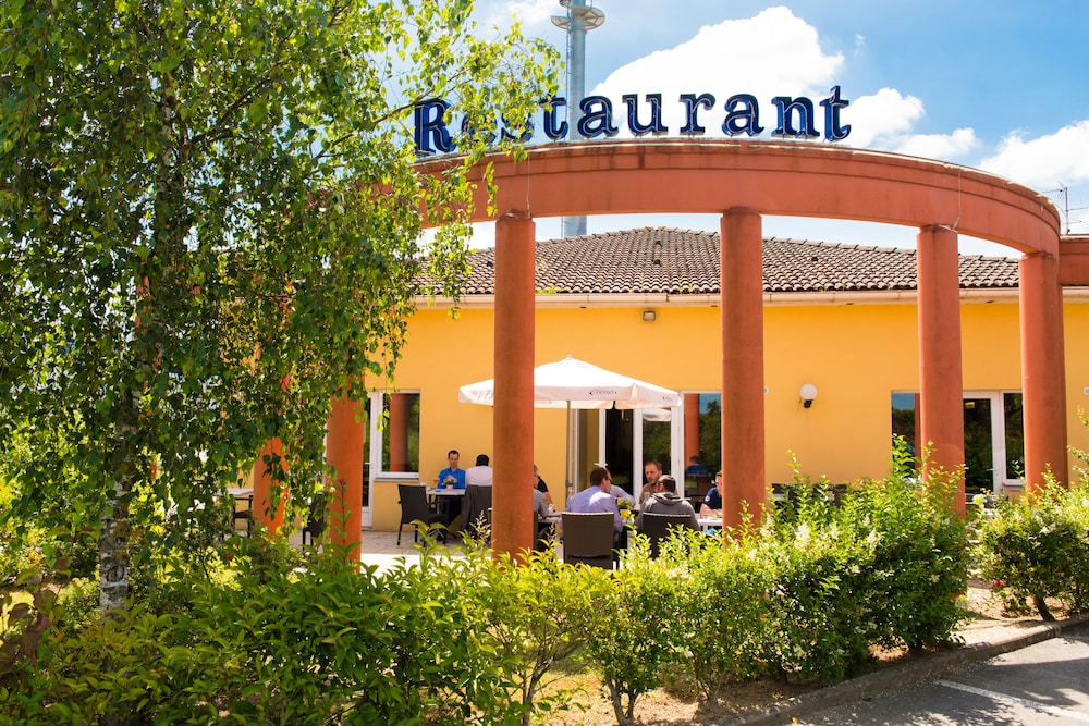 Saint-Herblain Vacations - Brit Hotel Nantes St Herblain - Le Kerann - Property Image 28