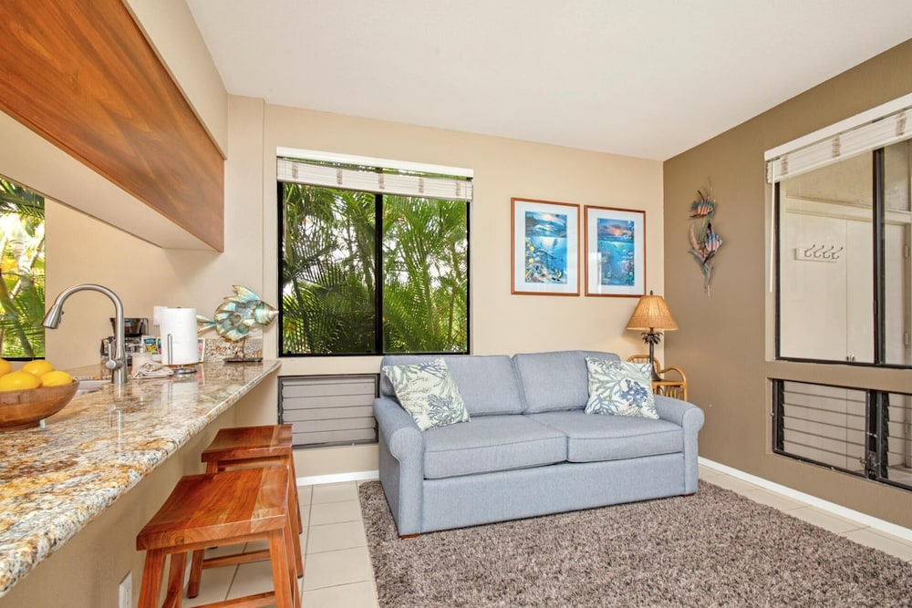 NEW KBM Resorts Free CAR Grand Champions Remodeled 1-bedroom Villa in the Heart of Wailea! Gch-181