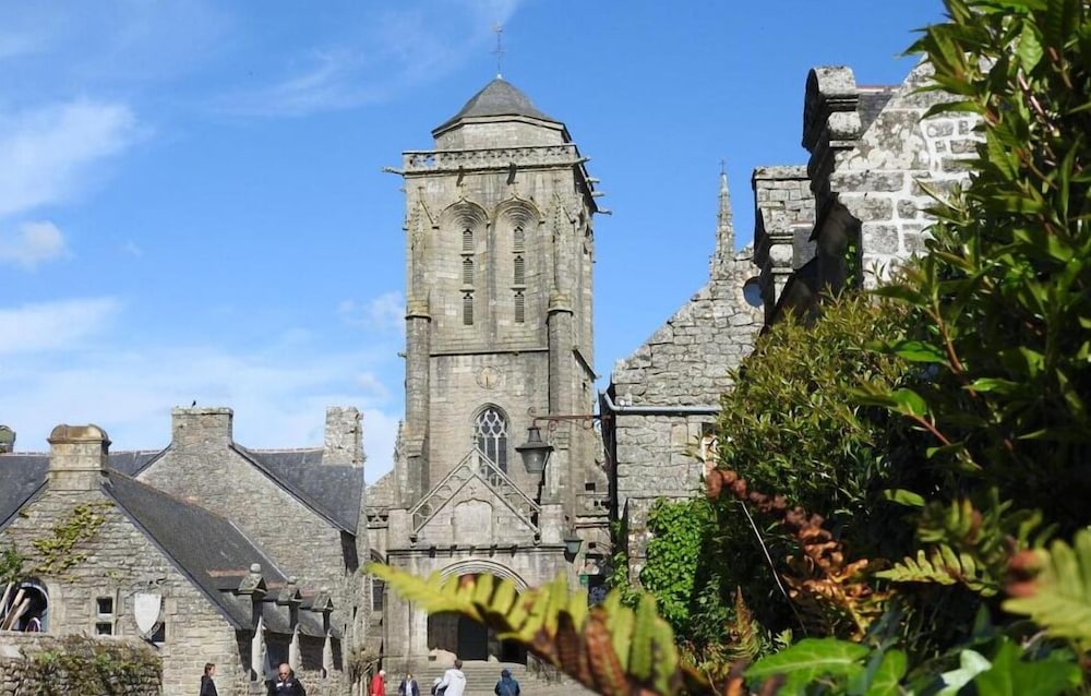 Le Prieuré en Locronan