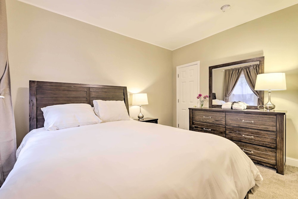 Cozy Springfield Apartment, Close to Parks! view 2