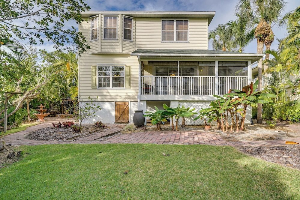 Fort Myers Getaway w/ Hendry Creek Access! view 5